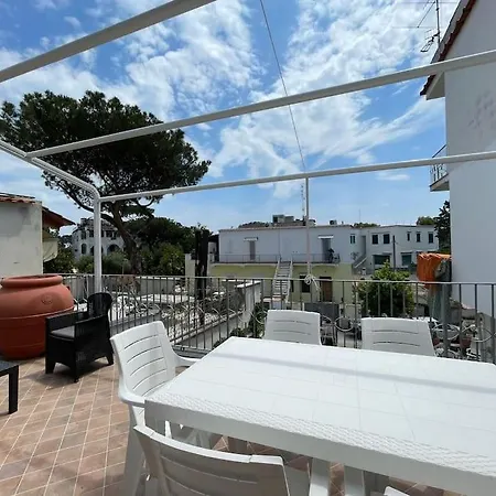 Casa In Centro Porto Forever Four Apartment Ischia